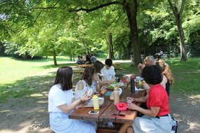 Pique nique au Parc de l'Orangerie ©C Bruno